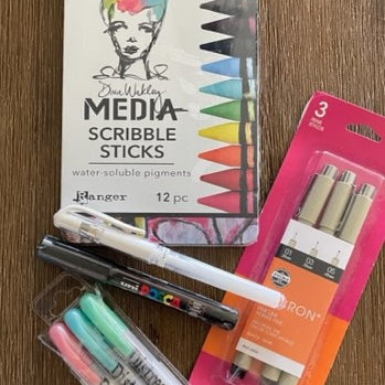 Crayons et marqueurs