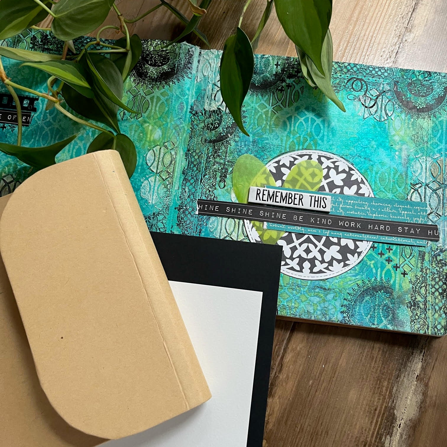 Albums, pochettes et art journaux