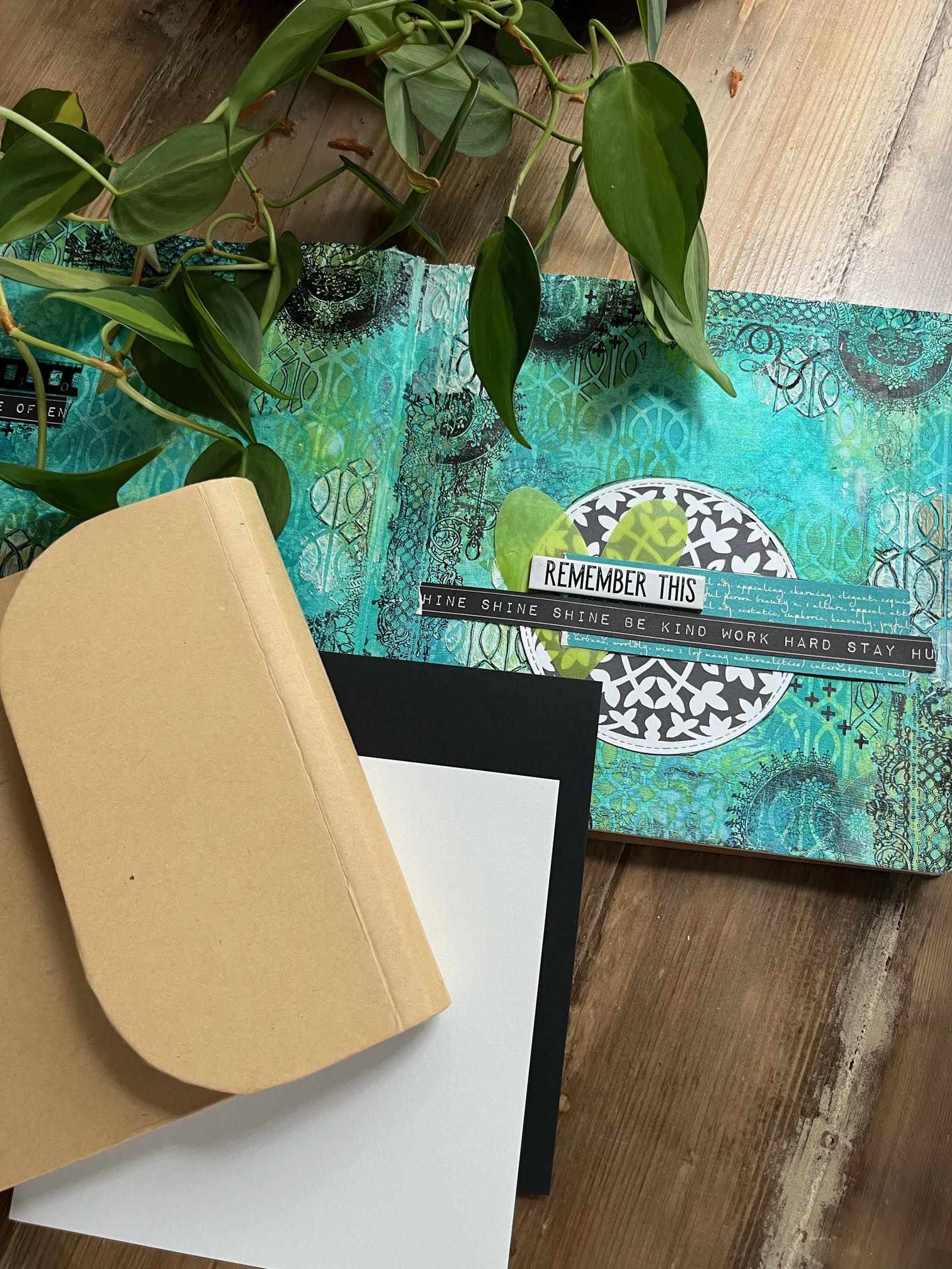 Albums, pochettes et art journaux